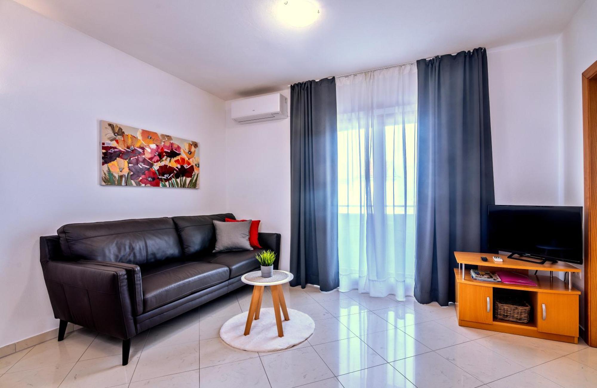 Apartments Kvarner Малинска Екстериор снимка