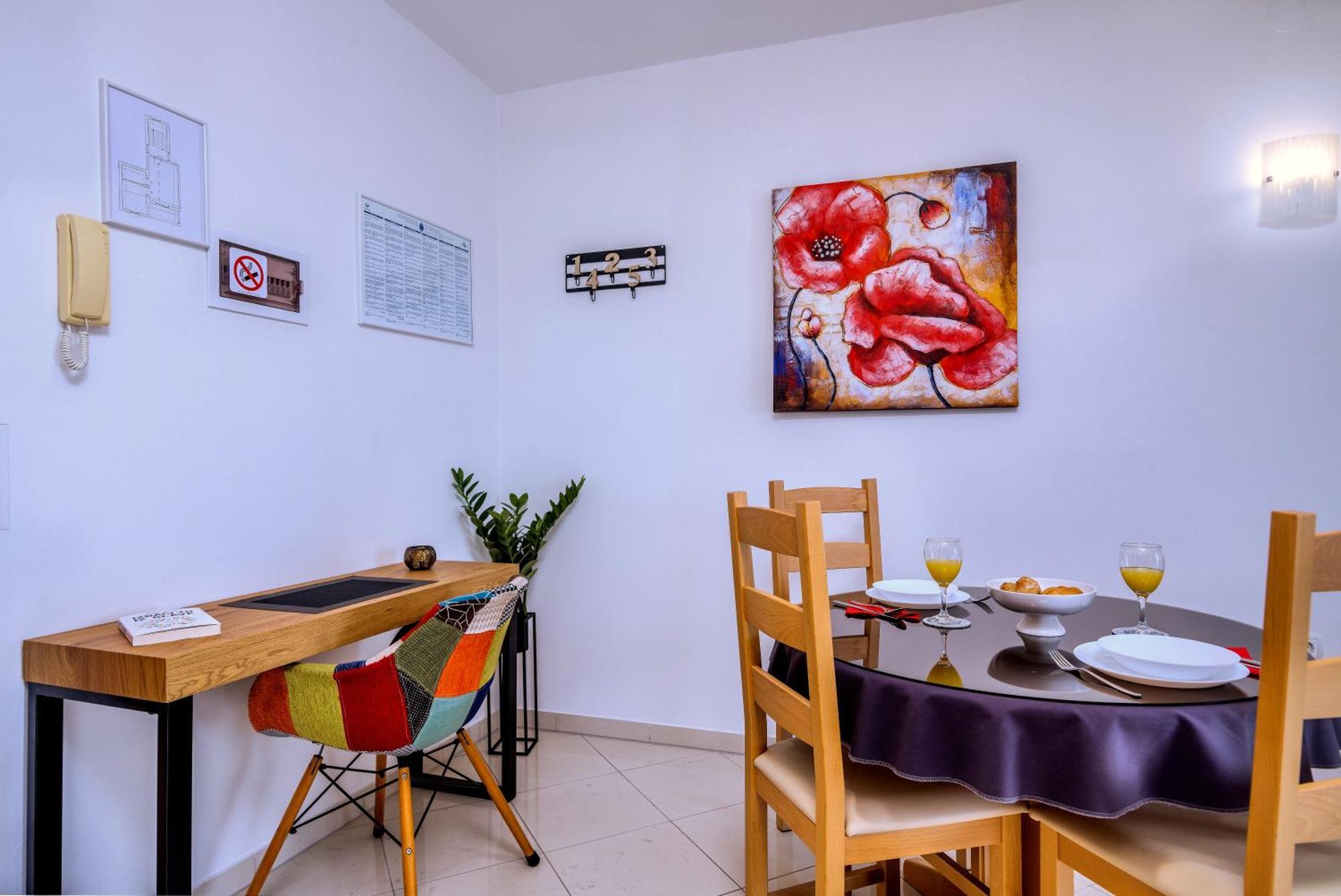 Apartments Kvarner Малинска Екстериор снимка