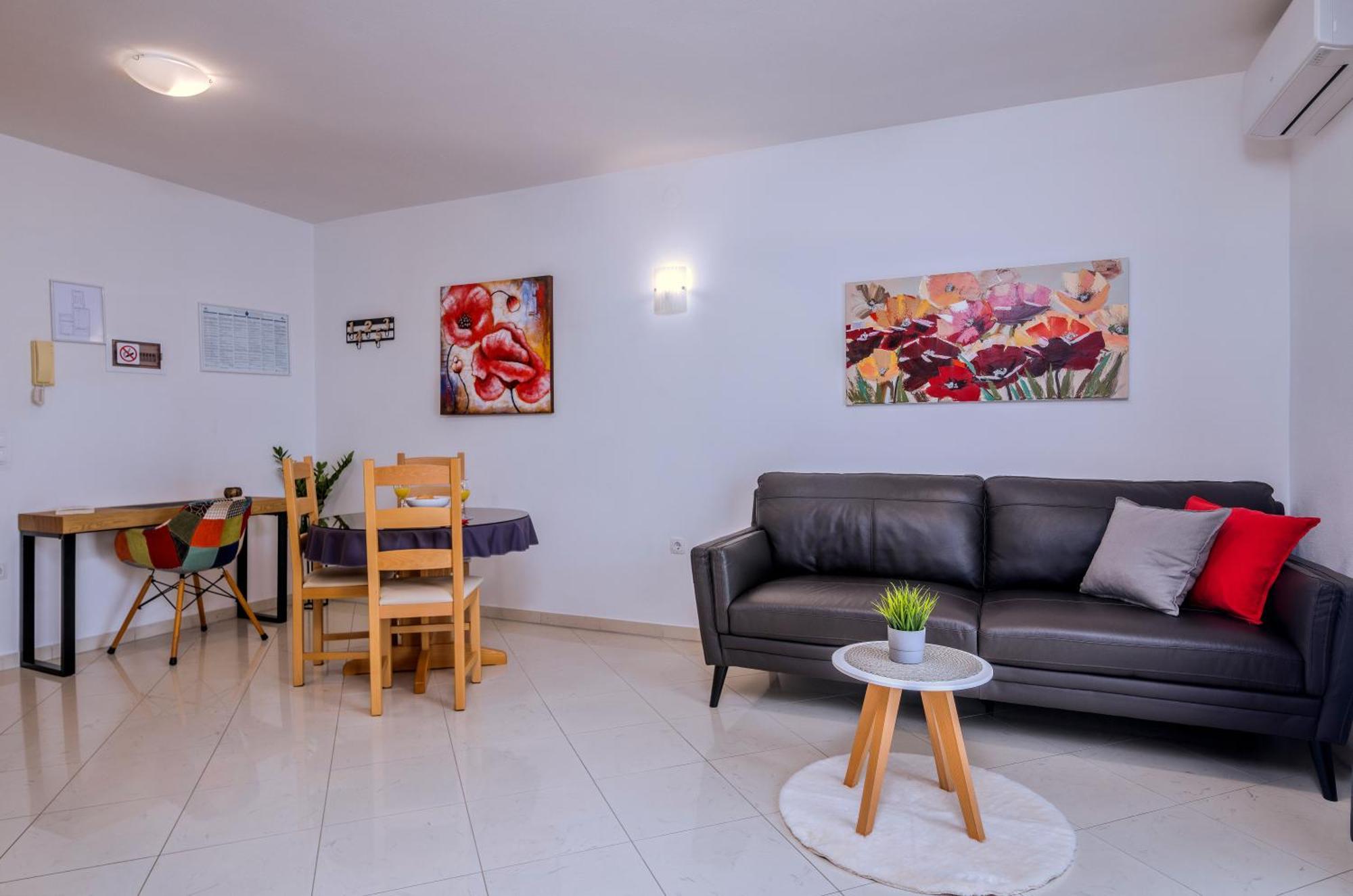 Apartments Kvarner Малинска Екстериор снимка