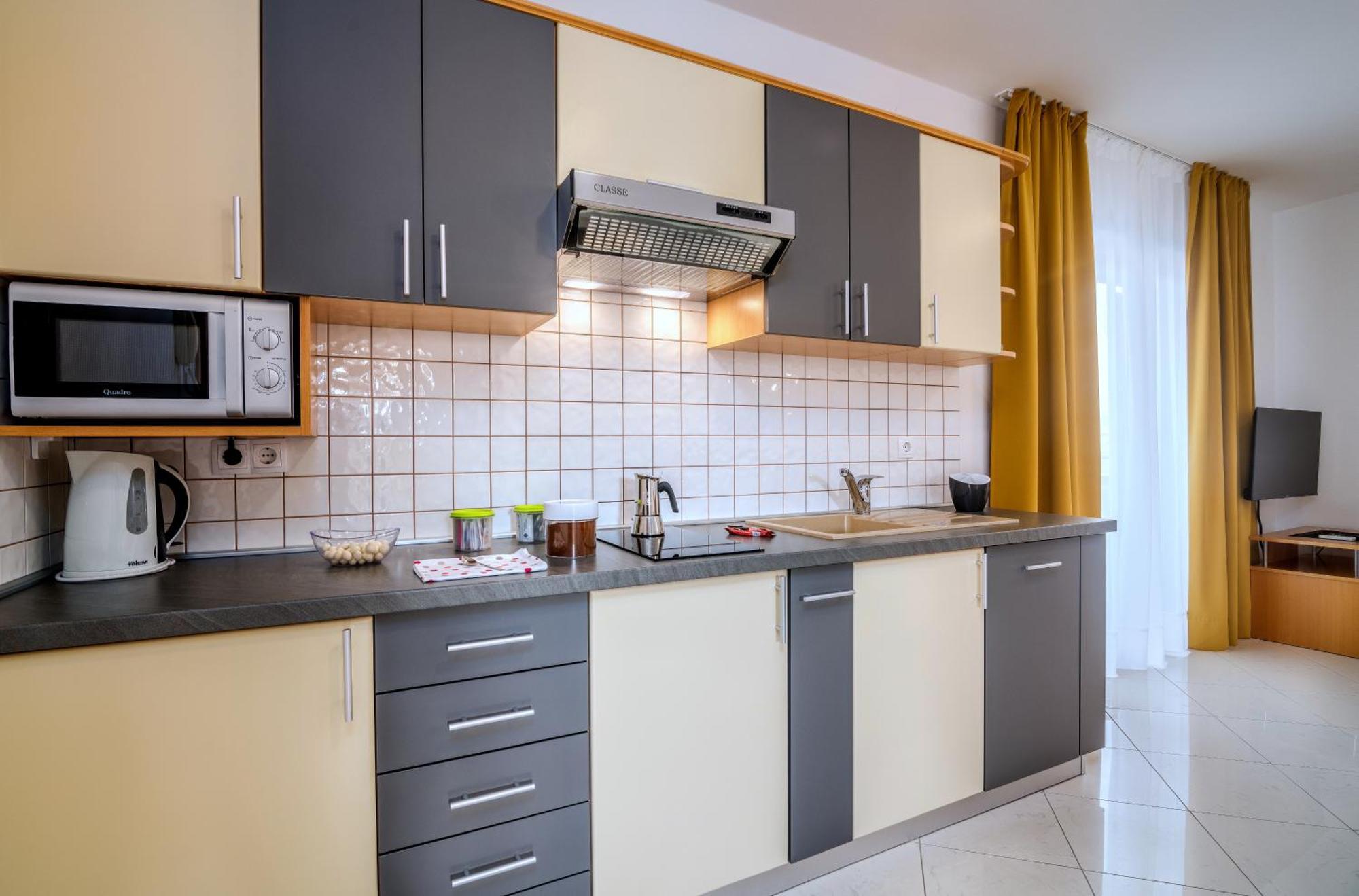 Apartments Kvarner Малинска Екстериор снимка